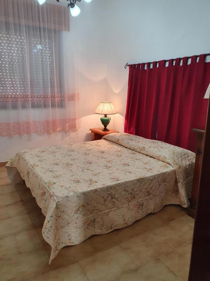 Appartamento A Telti Con Giardino Privato E Posto Auto Exterior foto